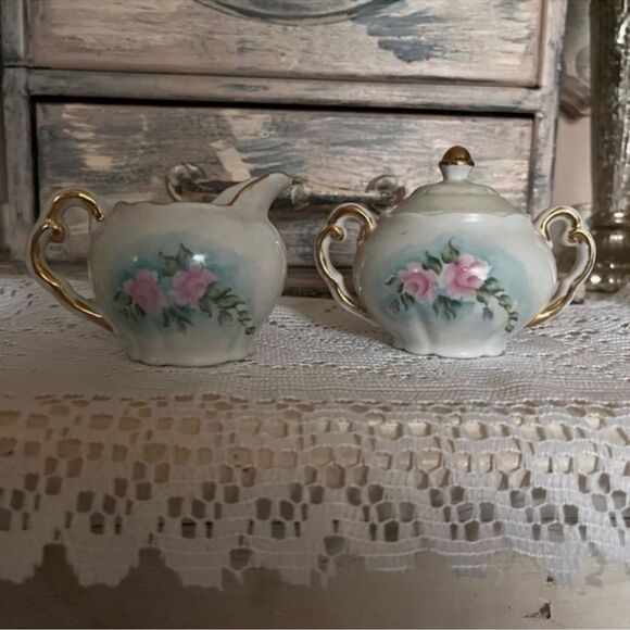 Mini Cream Sugar Vintage 1972 Hand Painted White Blue Roses Signed 🎉 HOST PICK 🎉 - Picture 11 of 16